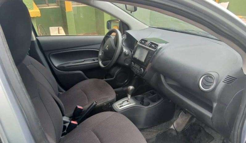 
								2013 Mitsubishi Mirage Silver full									