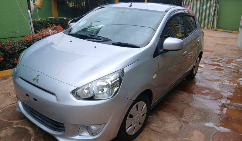 
								Mitsubishi Mirage – Silver Hatchback full									