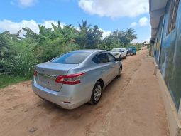 
										Nissan Sylphy – Silver Sedan full									