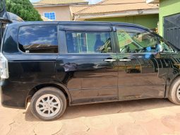 
										Toyota Voxy – Black 8-Seater MPV full									